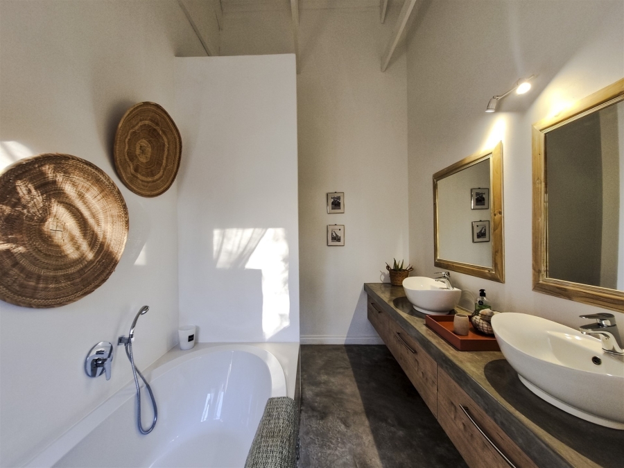 5 Bedroom Property for Sale in Moditlo Wildlife Estate Limpopo