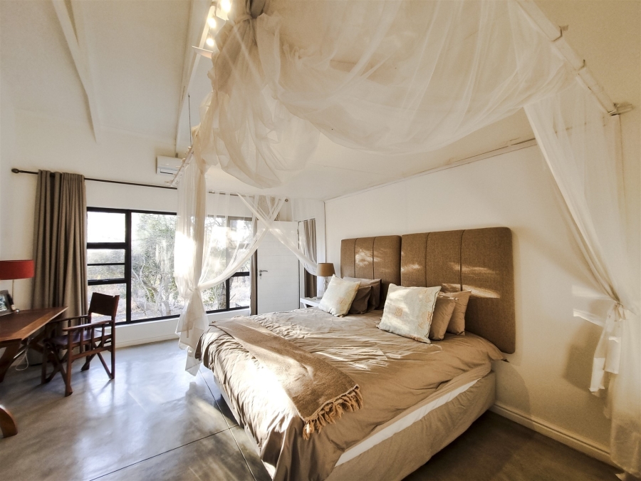 5 Bedroom Property for Sale in Moditlo Wildlife Estate Limpopo