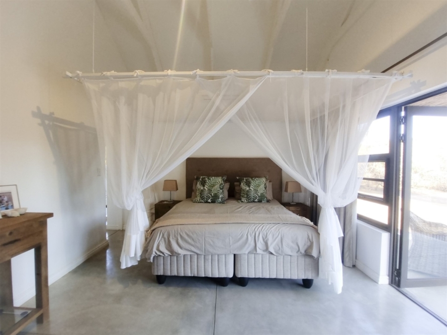 5 Bedroom Property for Sale in Moditlo Wildlife Estate Limpopo