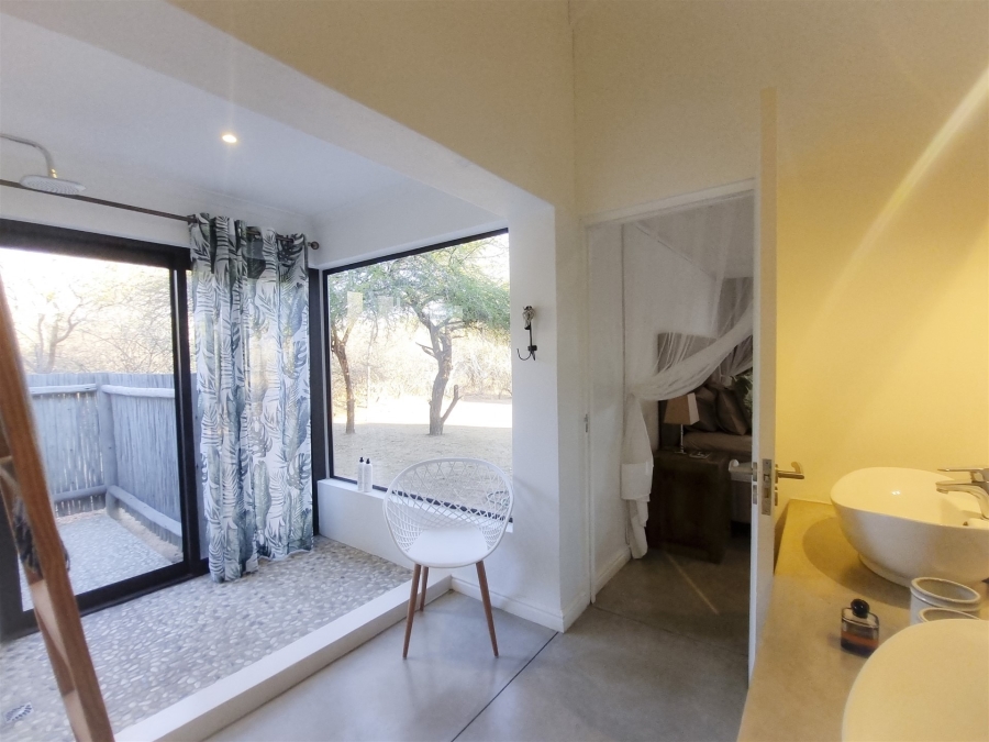 5 Bedroom Property for Sale in Moditlo Wildlife Estate Limpopo