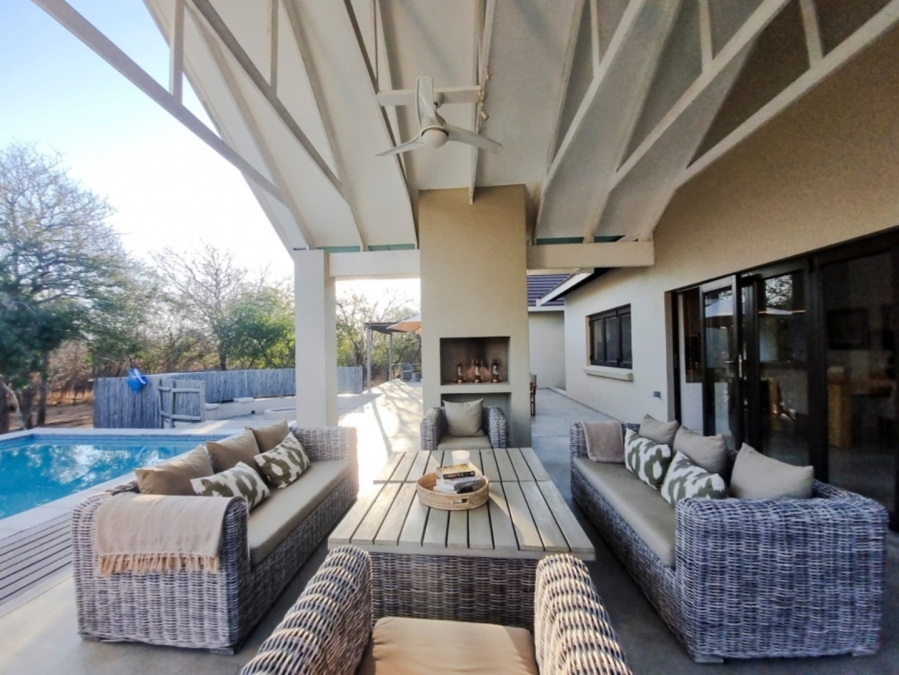 5 Bedroom Property for Sale in Moditlo Wildlife Estate Limpopo