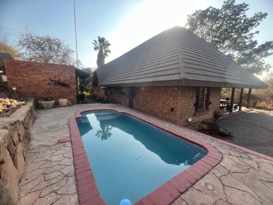 10 Bedroom Property for Sale in Steelpoort Limpopo