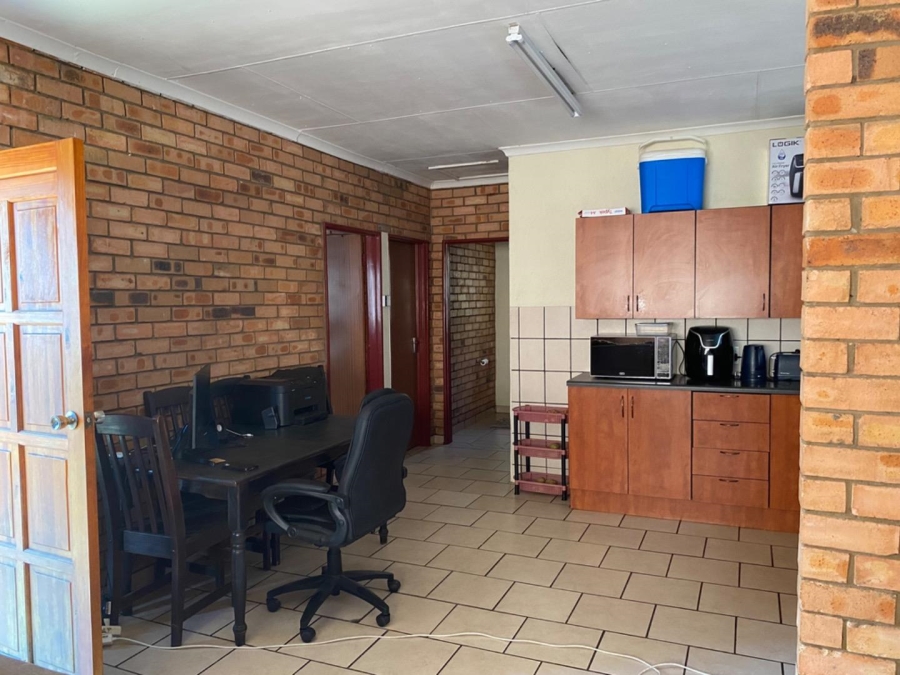 10 Bedroom Property for Sale in Steelpoort Limpopo