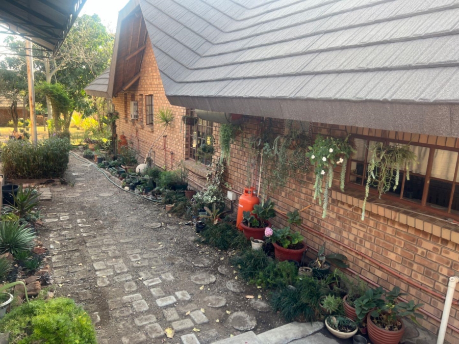 10 Bedroom Property for Sale in Steelpoort Limpopo