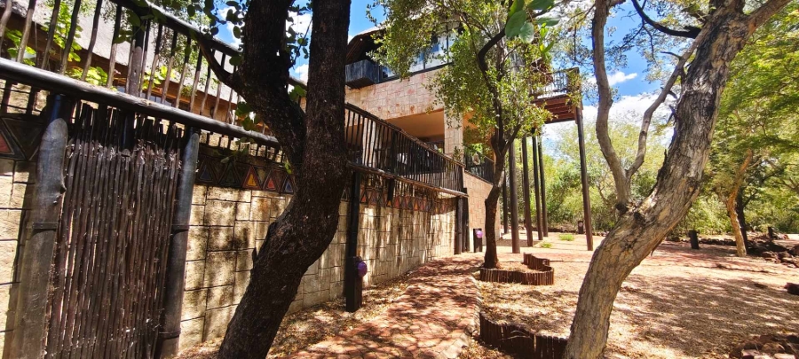 5 Bedroom Property for Sale in Koedoeskop Limpopo