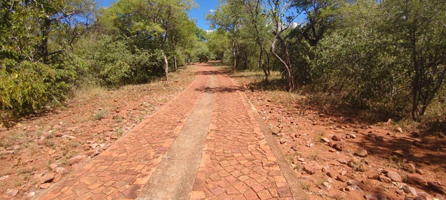 5 Bedroom Property for Sale in Koedoeskop Limpopo