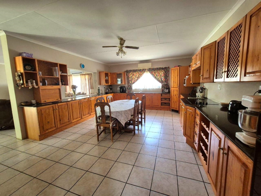 5 Bedroom Property for Sale in Koedoeskop Limpopo