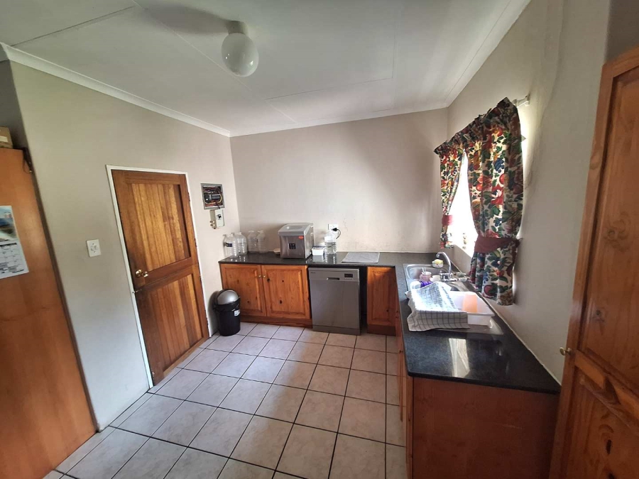 5 Bedroom Property for Sale in Koedoeskop Limpopo