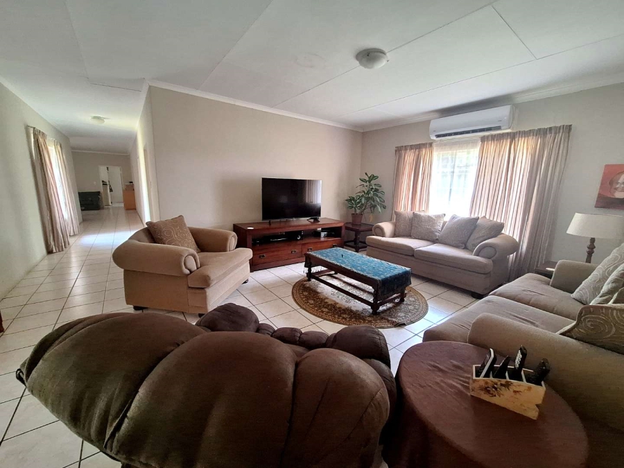 5 Bedroom Property for Sale in Koedoeskop Limpopo