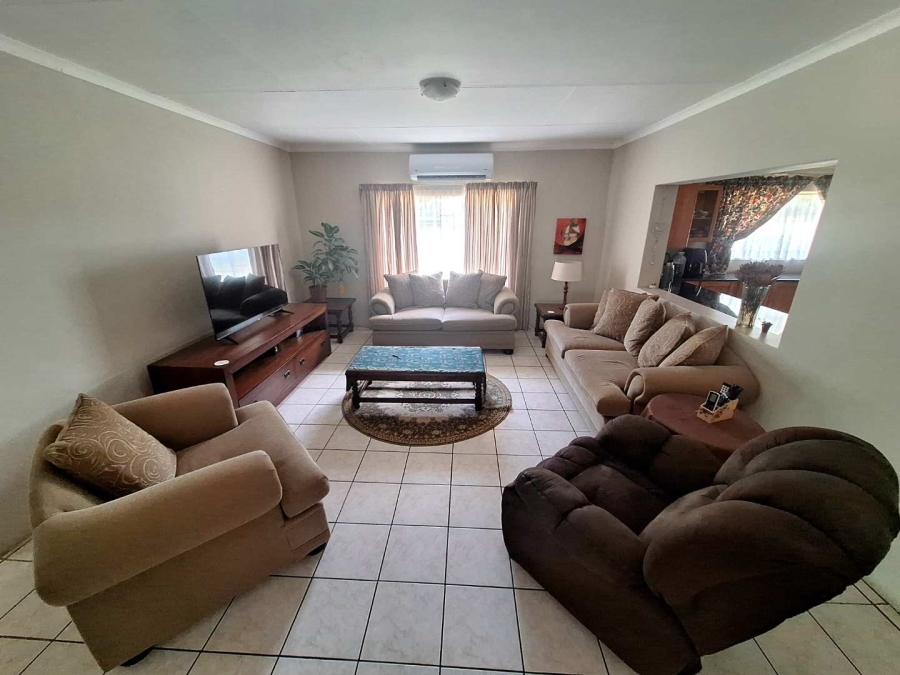 5 Bedroom Property for Sale in Koedoeskop Limpopo