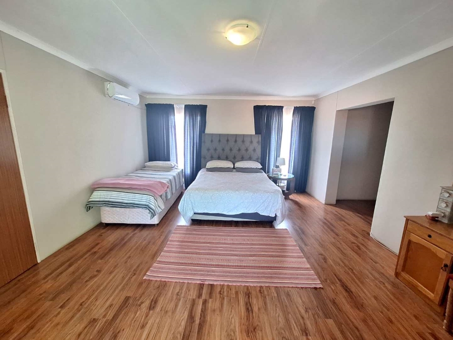 5 Bedroom Property for Sale in Koedoeskop Limpopo