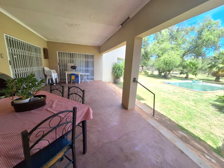 5 Bedroom Property for Sale in Koedoeskop Limpopo