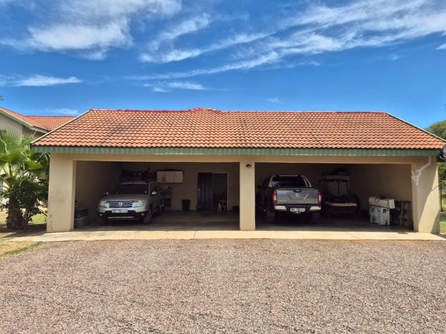5 Bedroom Property for Sale in Koedoeskop Limpopo