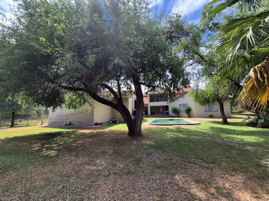 5 Bedroom Property for Sale in Koedoeskop Limpopo