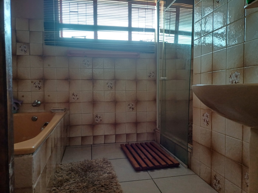 3 Bedroom Property for Sale in Flora Park Limpopo