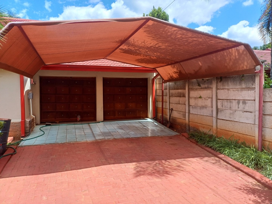3 Bedroom Property for Sale in Flora Park Limpopo