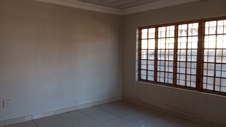 To Let 3 Bedroom Property for Rent in Mahlako-A-Phahla Gardens Limpopo
