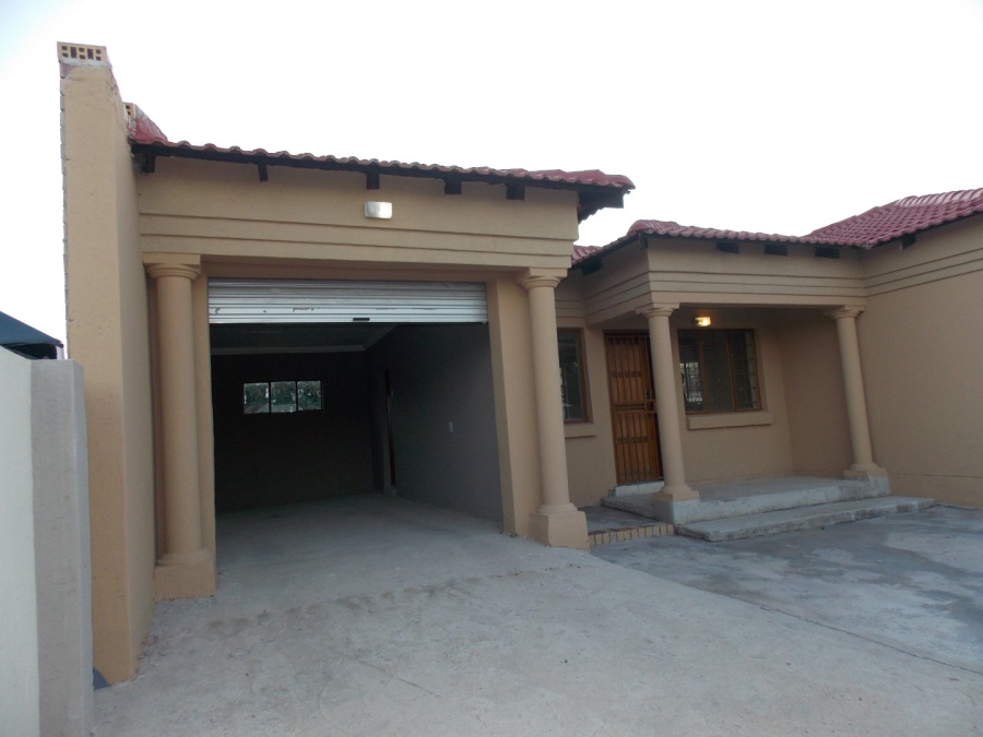 3 Bedroom Property for Sale in Rethabile Gardens Limpopo