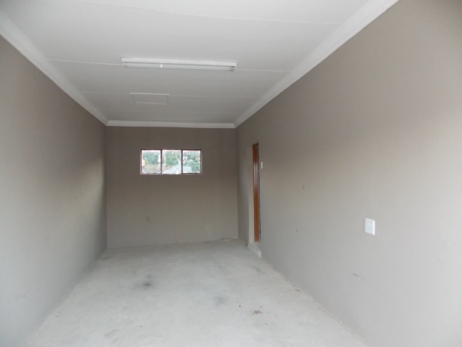 3 Bedroom Property for Sale in Rethabile Gardens Limpopo