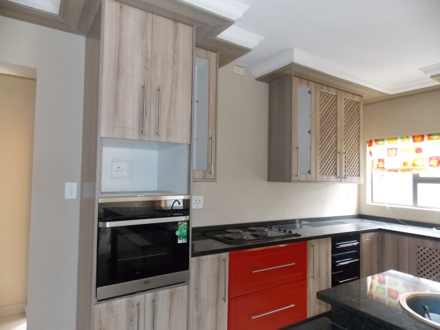 5 Bedroom Property for Sale in Waterberry Country Estate Limpopo