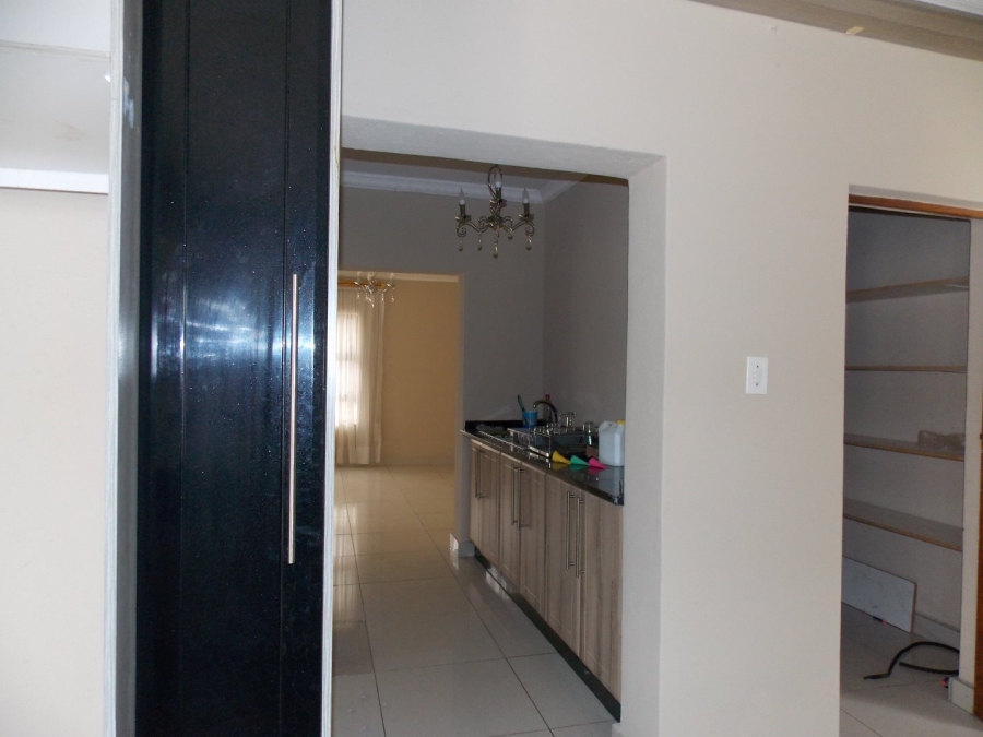 5 Bedroom Property for Sale in Waterberry Country Estate Limpopo