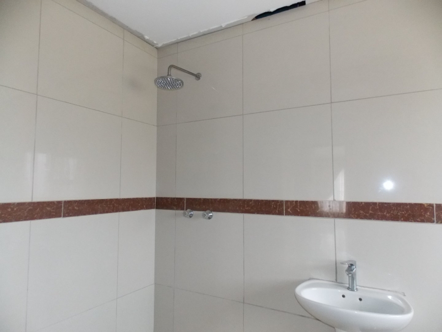 5 Bedroom Property for Sale in Waterberry Country Estate Limpopo