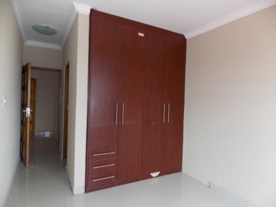 5 Bedroom Property for Sale in Waterberry Country Estate Limpopo