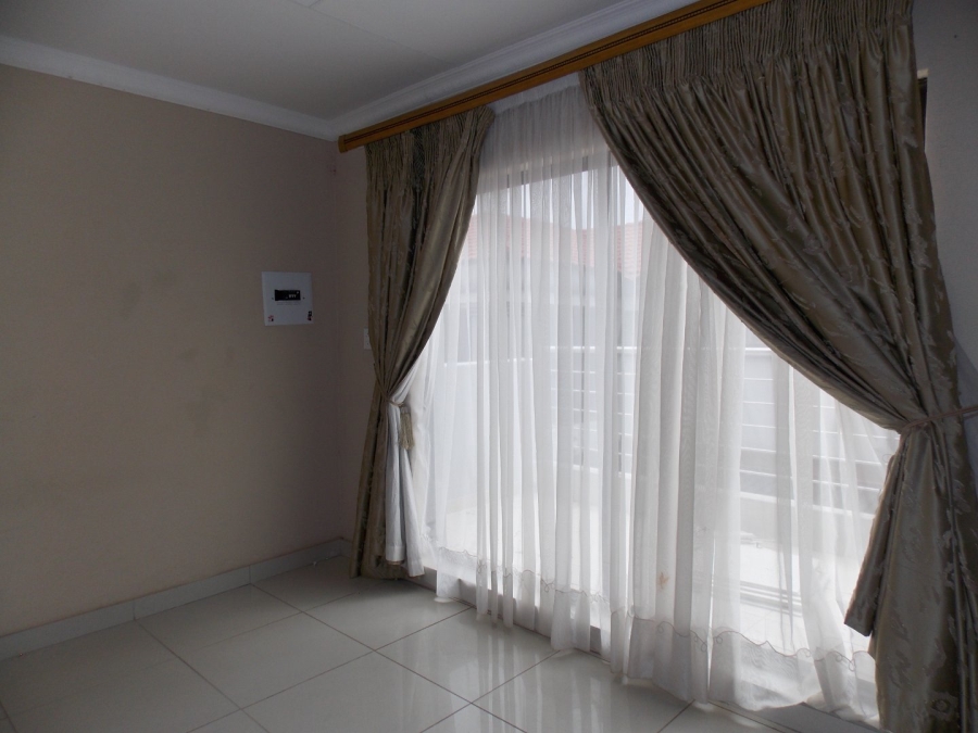 5 Bedroom Property for Sale in Waterberry Country Estate Limpopo