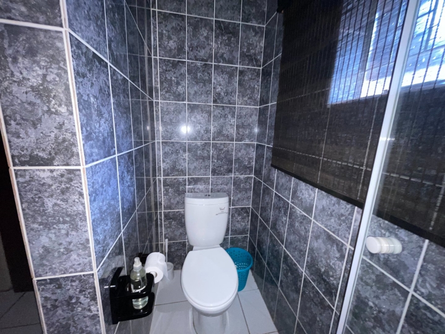 6 Bedroom Property for Sale in Sterpark Limpopo