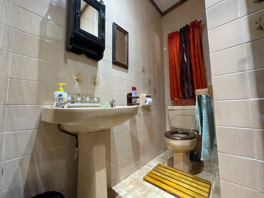 6 Bedroom Property for Sale in Sterpark Limpopo