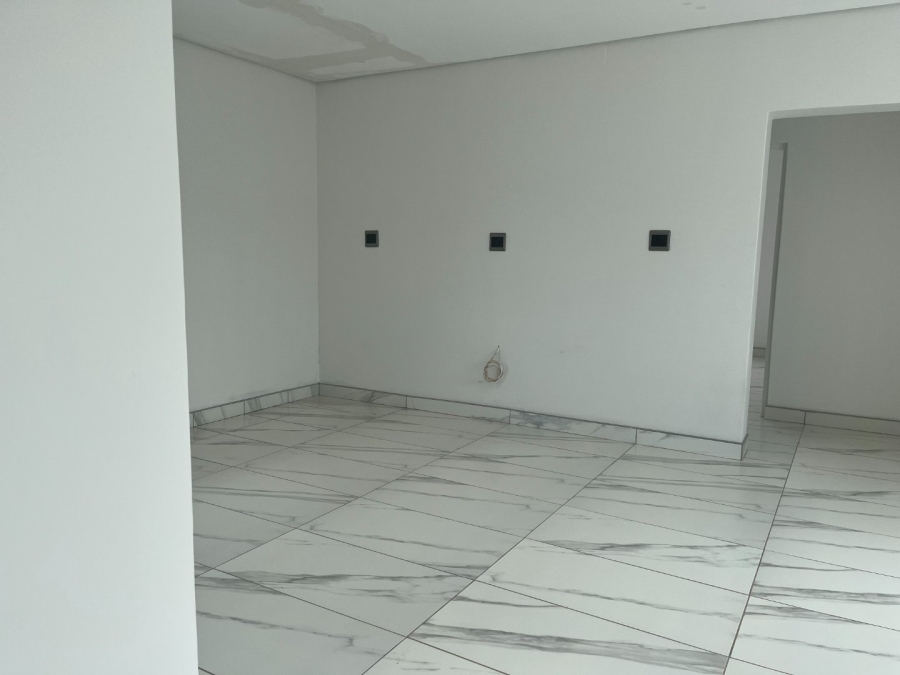 5 Bedroom Property for Sale in Chroompark Limpopo