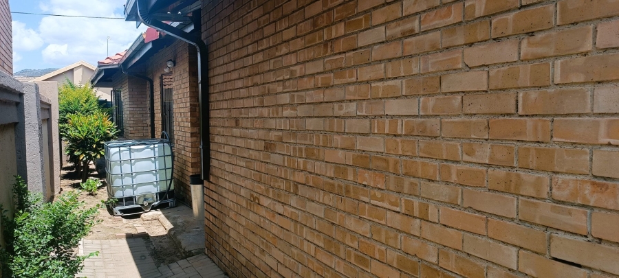 4 Bedroom Property for Sale in Ivy Park Limpopo