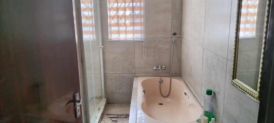 4 Bedroom Property for Sale in Dalmada A H Limpopo