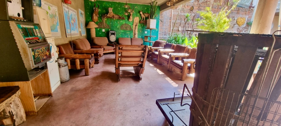 To Let 1 Bedroom Property for Rent in Bendor Limpopo