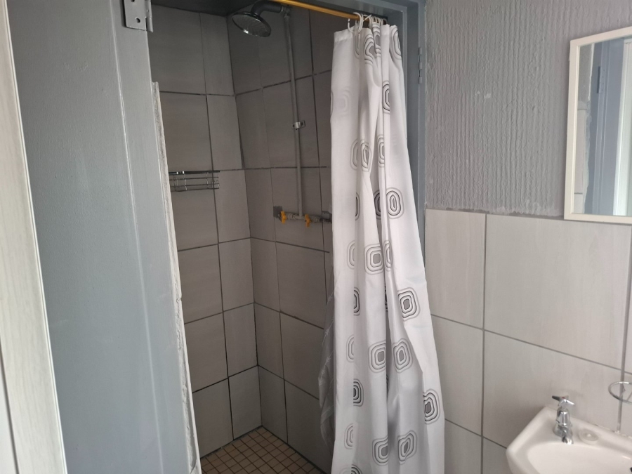 To Let 1 Bedroom Property for Rent in Annadale Limpopo