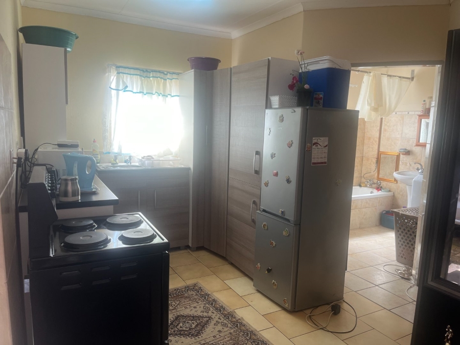 1 Bedroom Property for Sale in Aquapark Limpopo