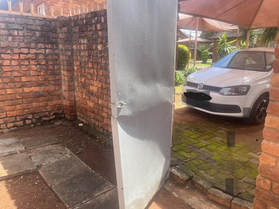 1 Bedroom Property for Sale in Aquapark Limpopo