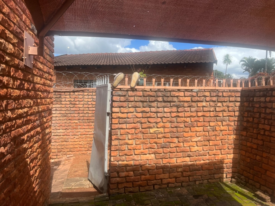 1 Bedroom Property for Sale in Aquapark Limpopo