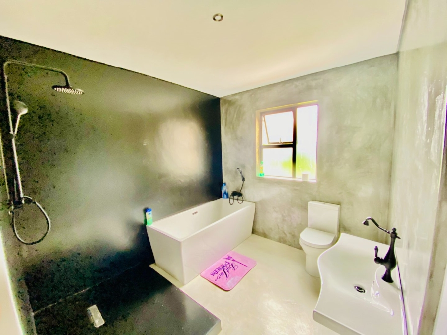 4 Bedroom Property for Sale in Riverside Estate Limpopo