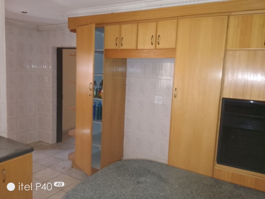 9 Bedroom Property for Sale in Giyani B Limpopo