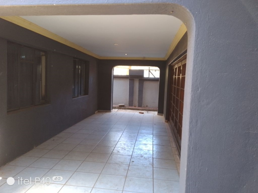 9 Bedroom Property for Sale in Giyani B Limpopo