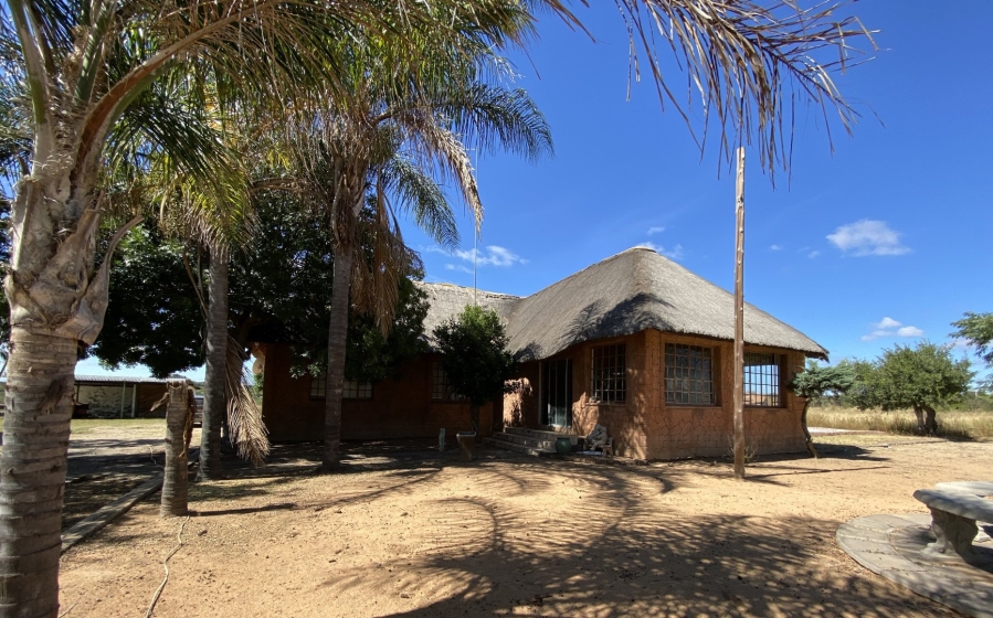 Commercial Property for Sale in Roodepoort Limpopo