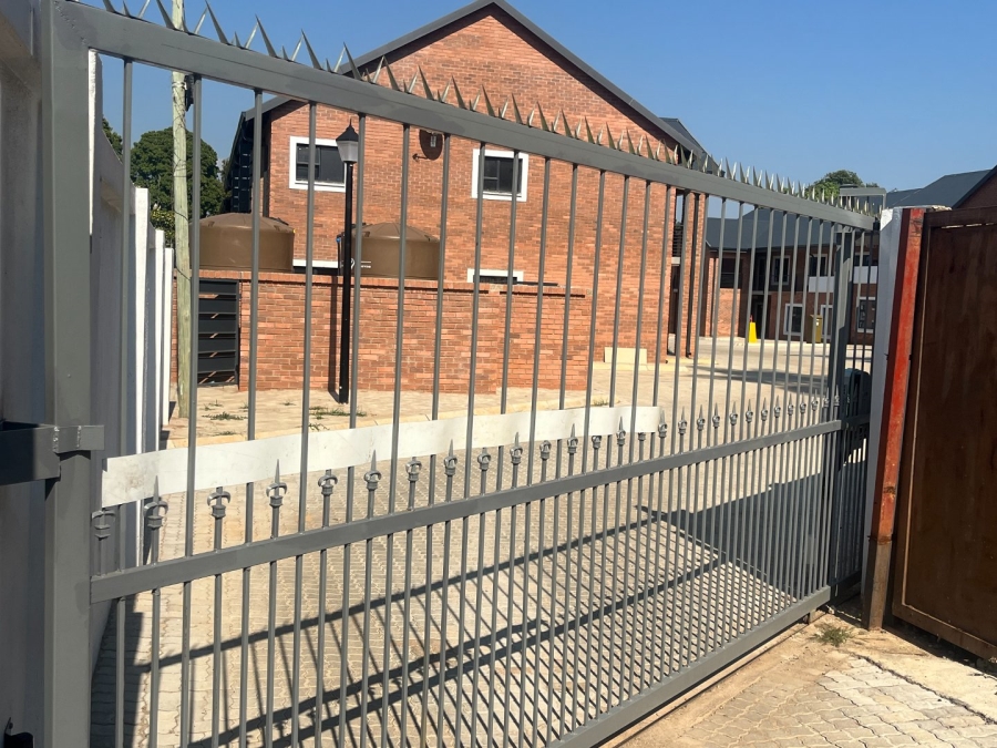 2 Bedroom Property for Sale in Fauna Park Limpopo