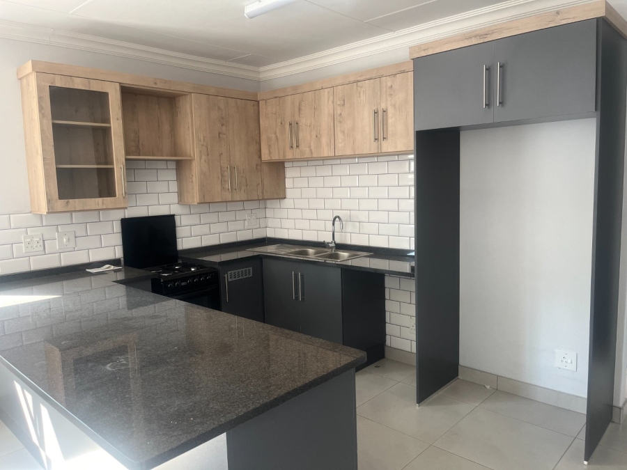 2 Bedroom Property for Sale in Fauna Park Limpopo