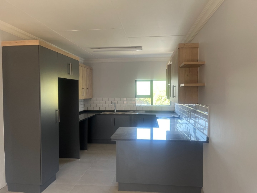 2 Bedroom Property for Sale in Fauna Park Limpopo