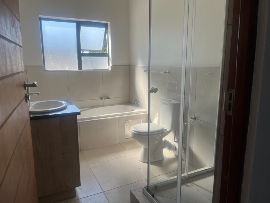 2 Bedroom Property for Sale in Fauna Park Limpopo
