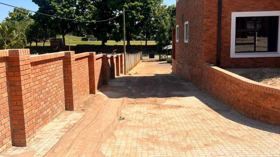 2 Bedroom Property for Sale in Fauna Park Limpopo