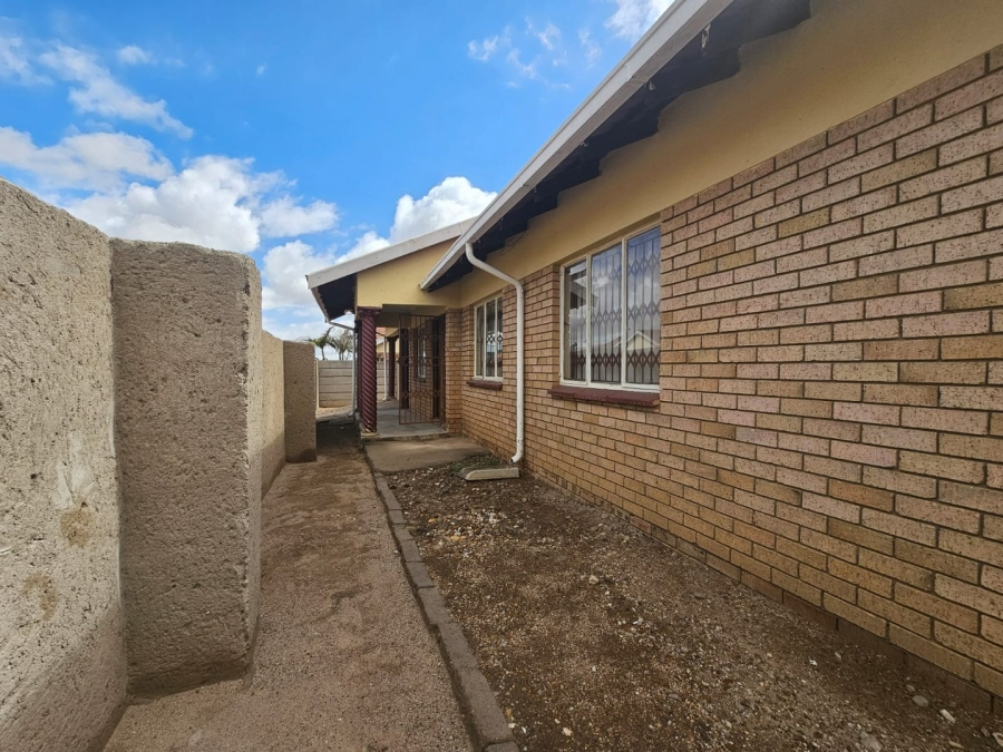 3 Bedroom Property for Sale in Emdo Park Limpopo