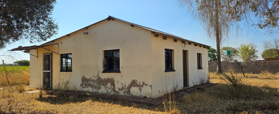 Commercial Property for Sale in Kalkfontein A H Limpopo