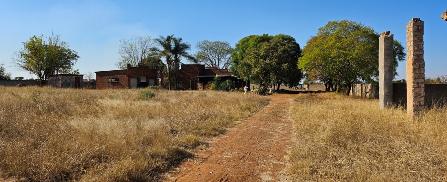 Commercial Property for Sale in Kalkfontein A H Limpopo